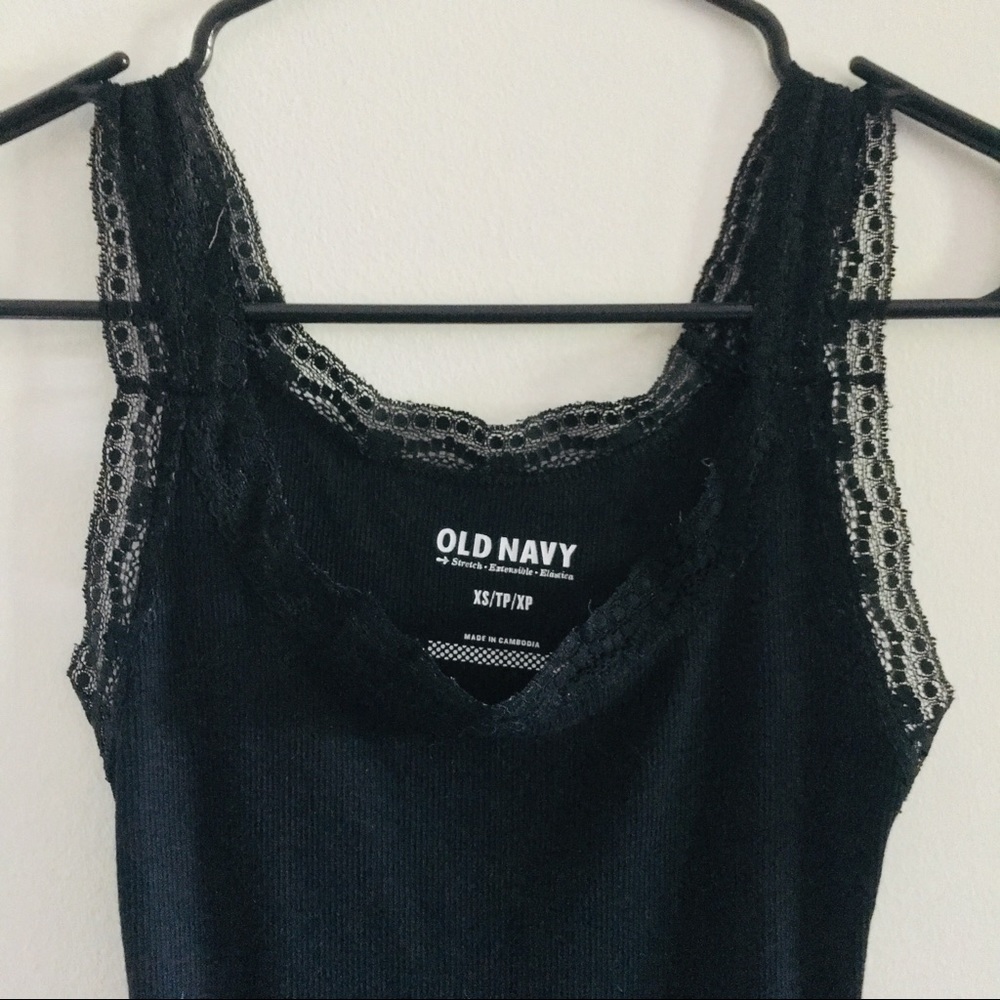 Figure-Flattering Lace Trim Tank